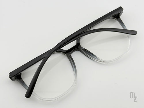 Etna Eclipse Rückansicht eckige Blaulichtfilterbrille für Erwachsene und Jugendliche. Vielseitige Nutzungsmöglichkeit:
Gamingbrille, Mode-Brille,  Antiblaulichtfilter, minimalistisch usw.