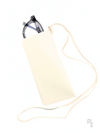 Velluto Neck Case – Tragbares Brillenetui mit Lederoptik und luxuriösem Finish.