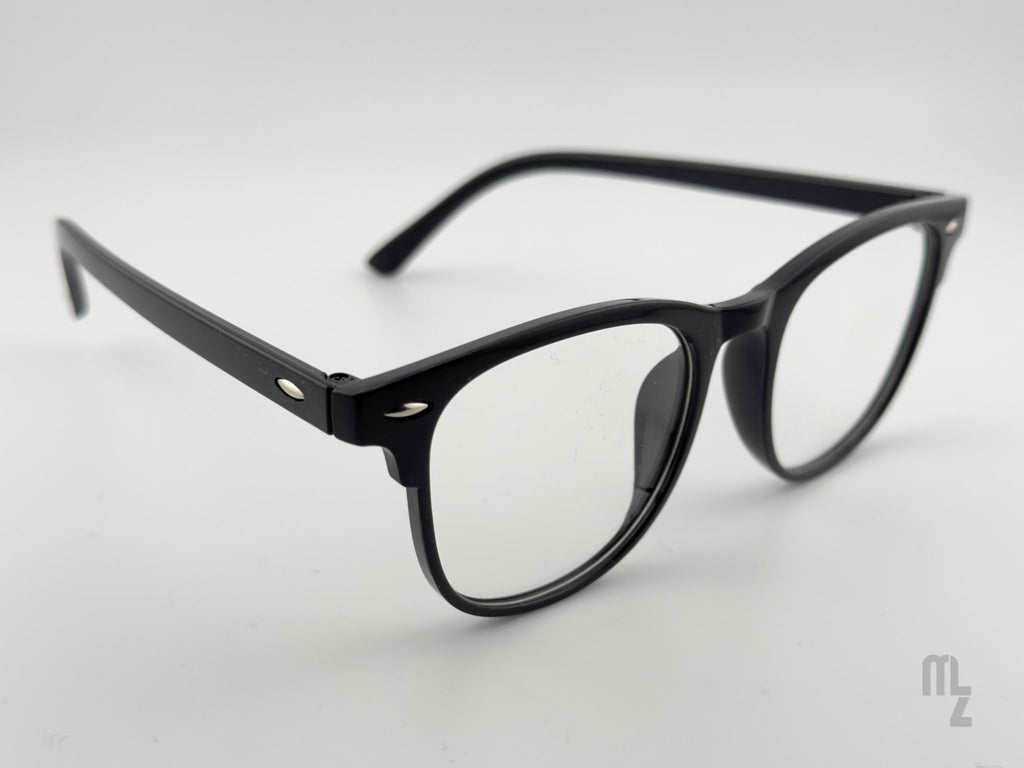Vesuv Onyx Seitenansicht eckige Blaulichtfilterbrille digitaler Augenschutz für gaming und home  office. Vielseitige Nutzungsmöglichkeit:
Gamingbrille, Mode-Brille,  Antiblaulichtfilter, minimalistisch usw.